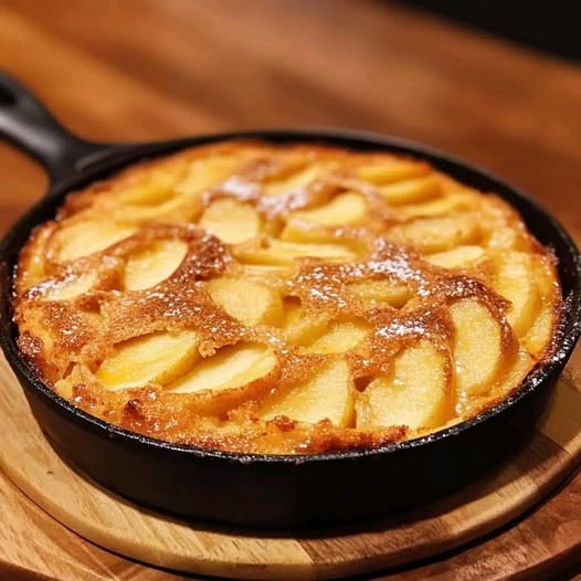 Simple apple cake in the pan