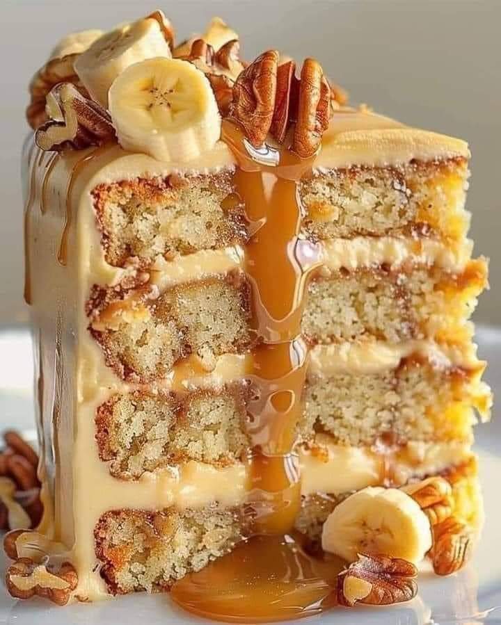 Caramel Banana Pecan Cake 🍰